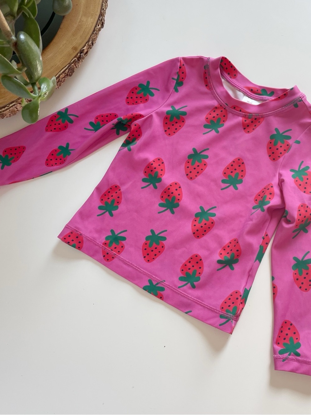 Hanna Andersson Strawberry Rash Guard Swim Shirt | Size 4